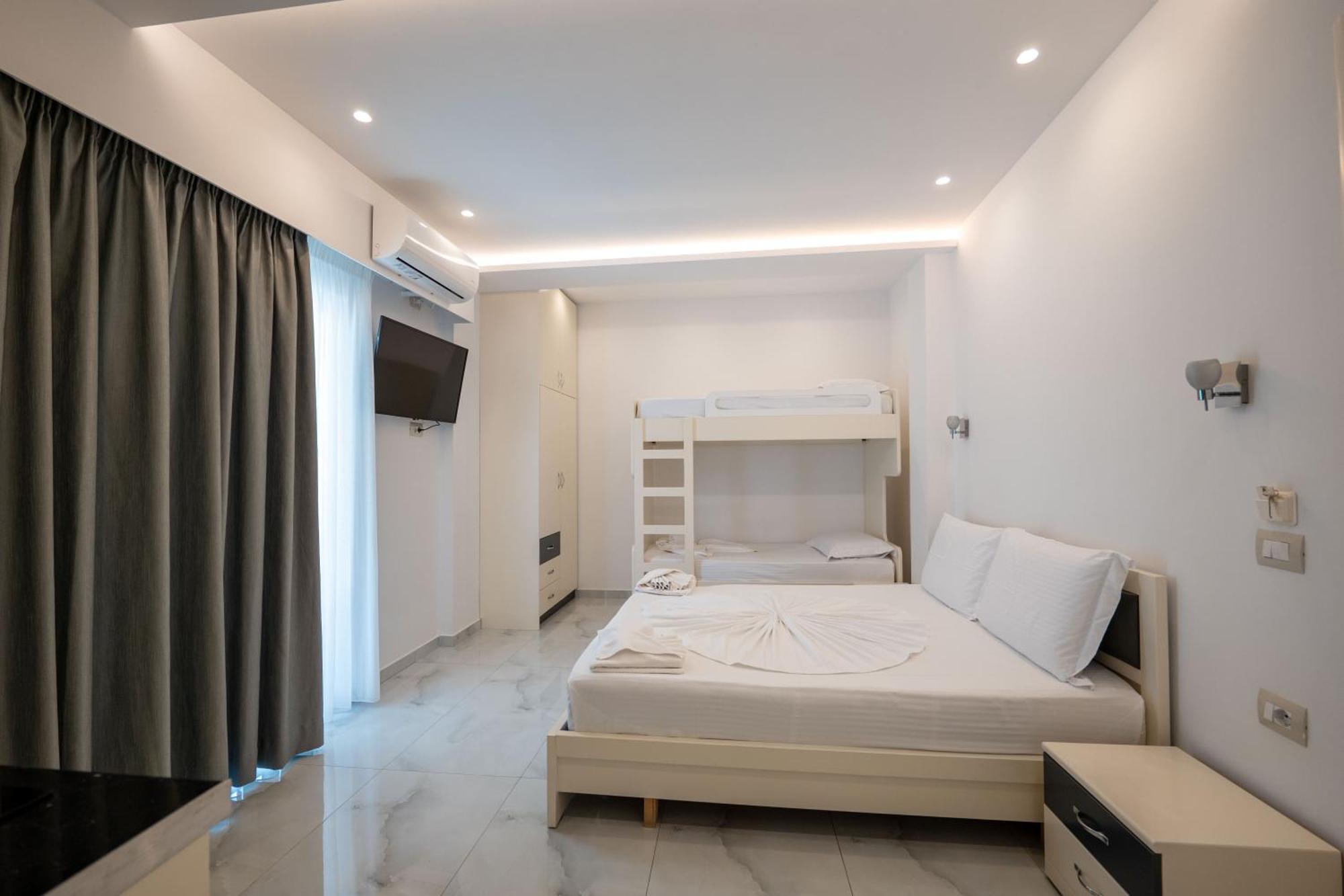 Apartments Mario 卡萨米尔 外观 照片