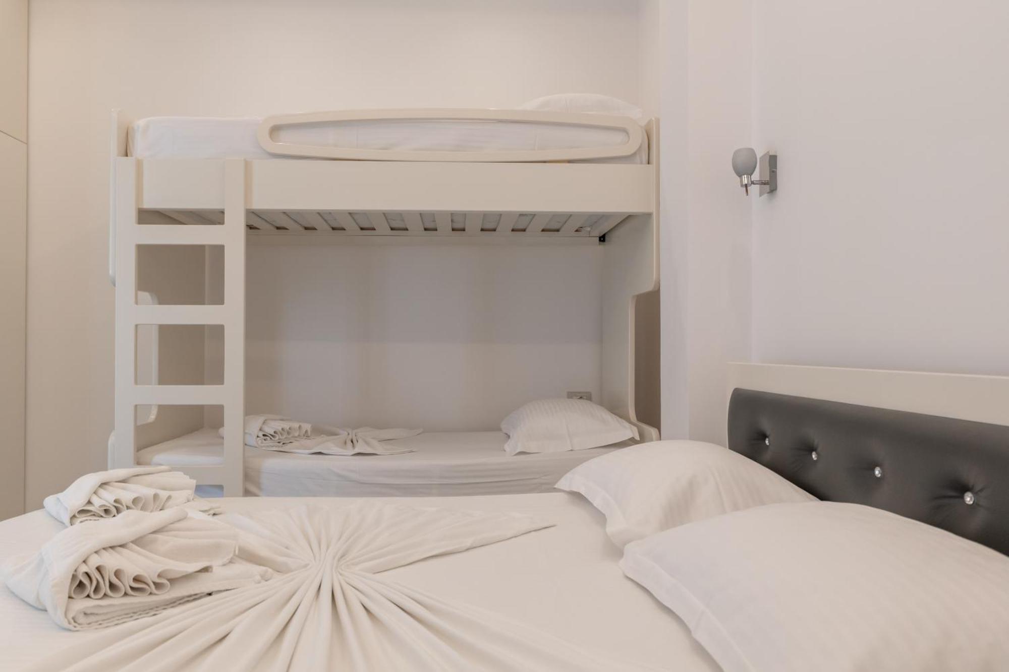 Apartments Mario 卡萨米尔 外观 照片