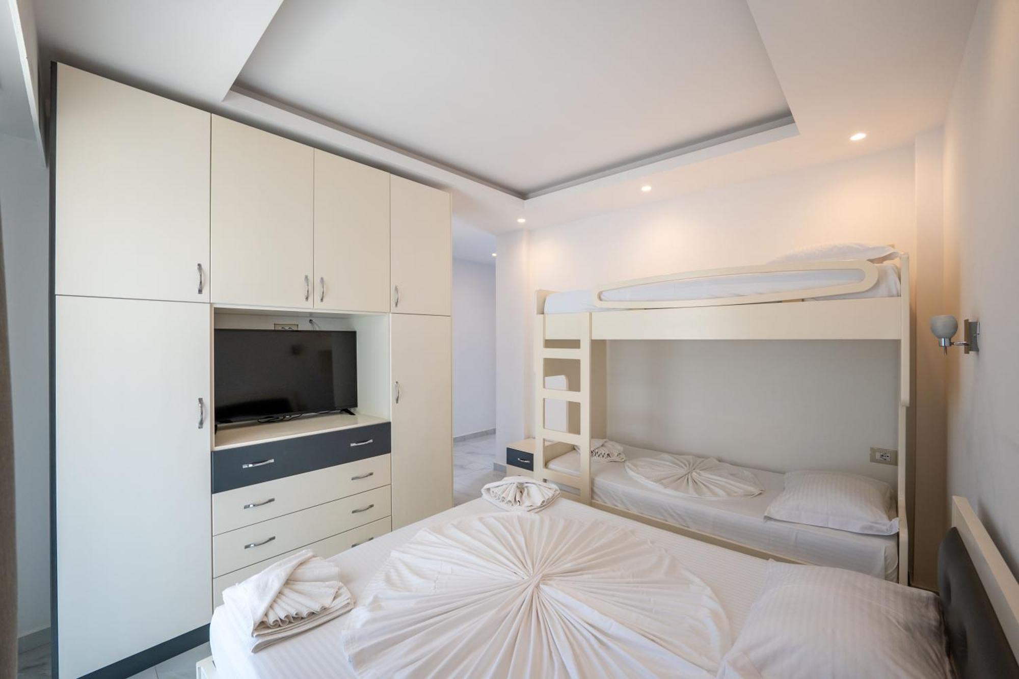 Apartments Mario 卡萨米尔 外观 照片